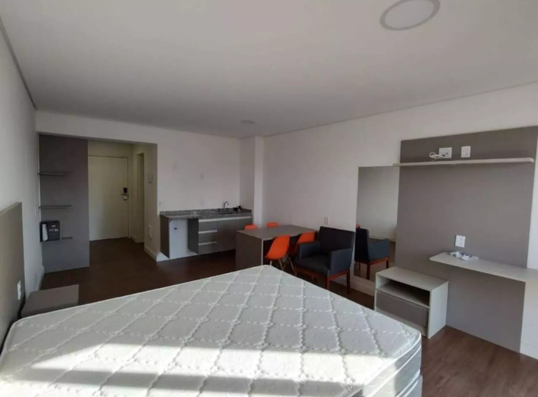 Apartamento para alugar com 1 quarto, 33m² - Foto 1