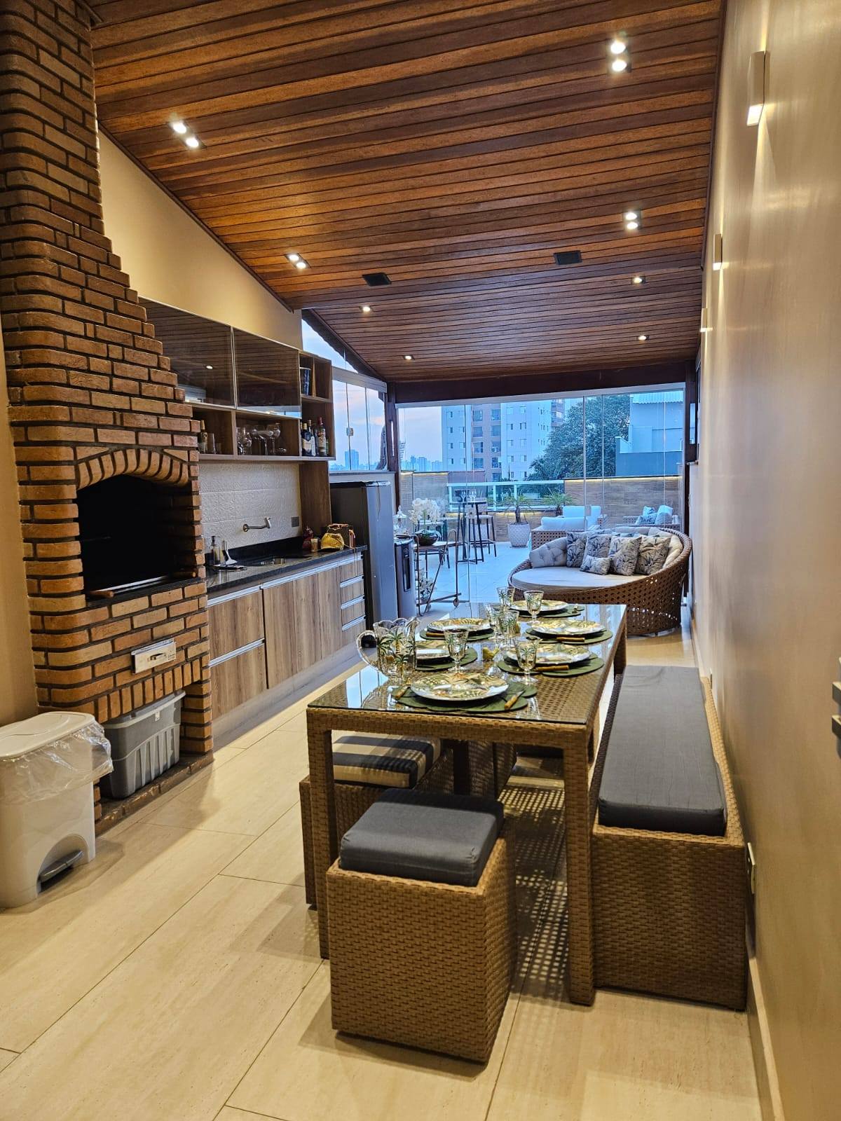 Apartamento à venda e aluguel com 3 quartos, 140m² - Foto 29