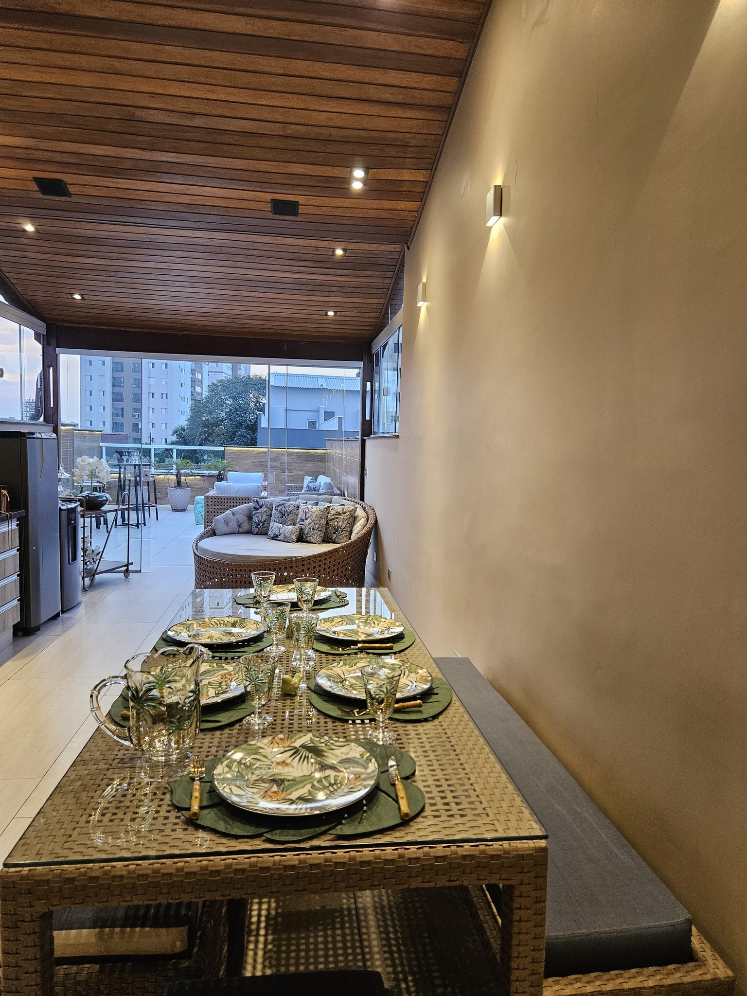 Apartamento à venda e aluguel com 3 quartos, 140m² - Foto 30