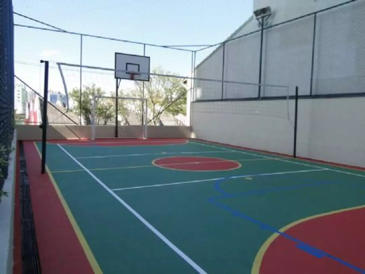 Apartamento para alugar com 3 quartos, 132m² - Foto 18