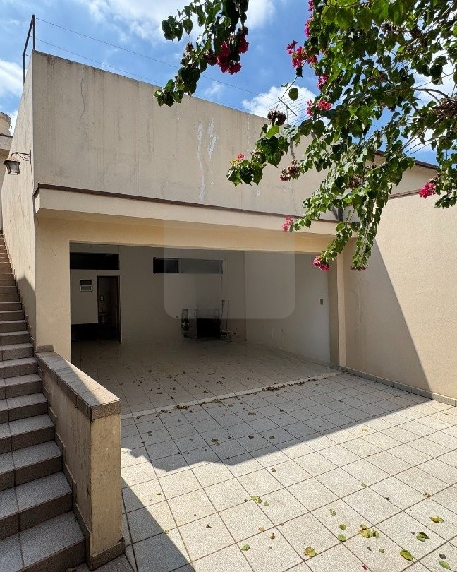 Prédio Inteiro para alugar, 250m² - Foto 4