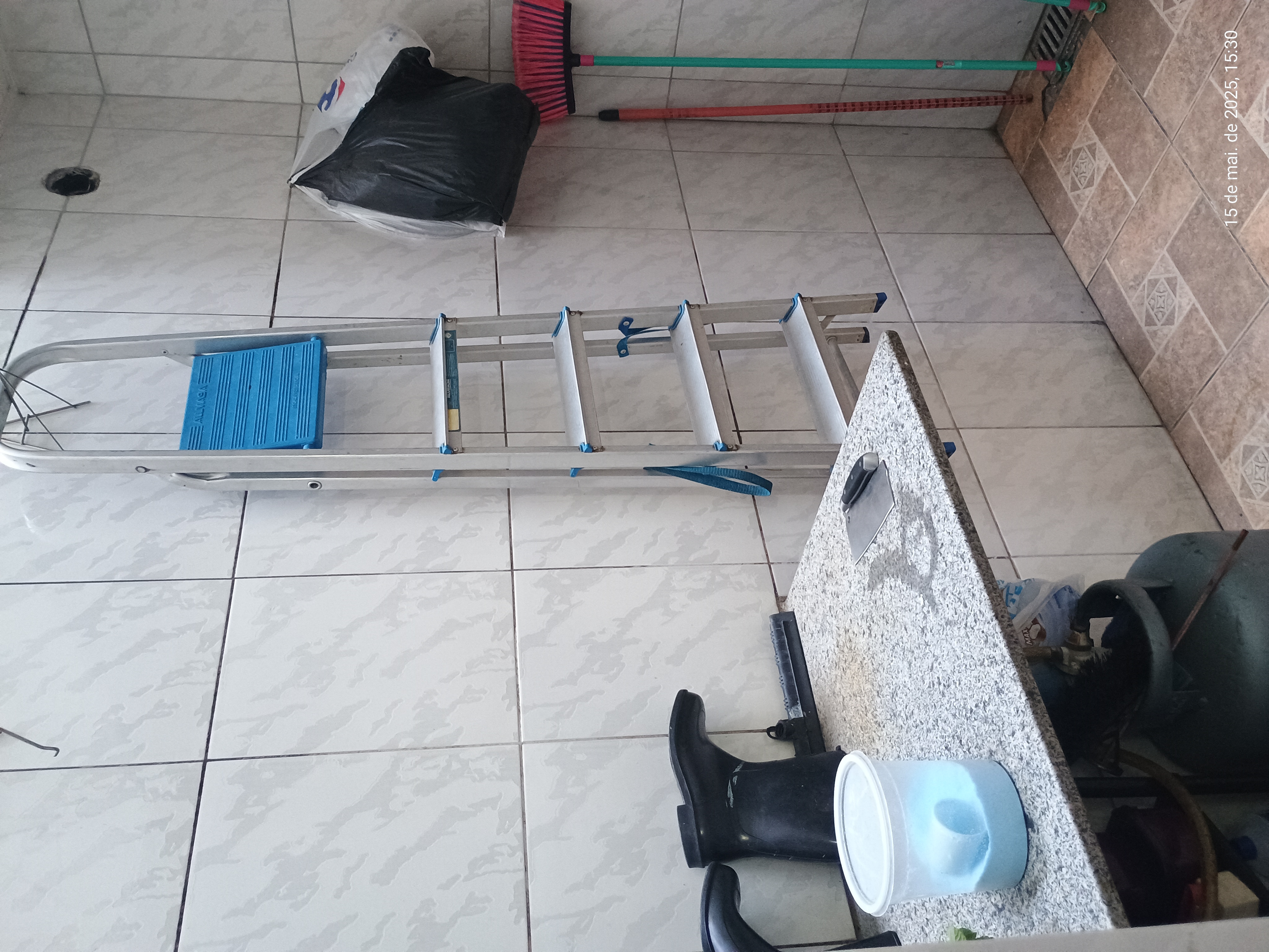Casa à venda com 3 quartos, 84m² - Foto 31