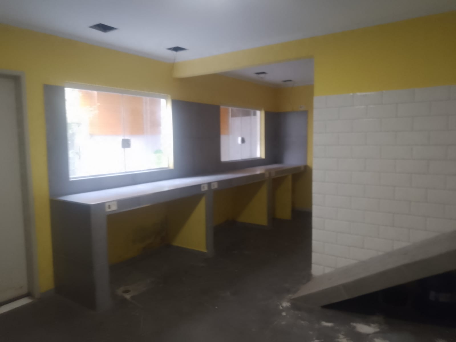 Loja-Salão para alugar, 140m² - Foto 1