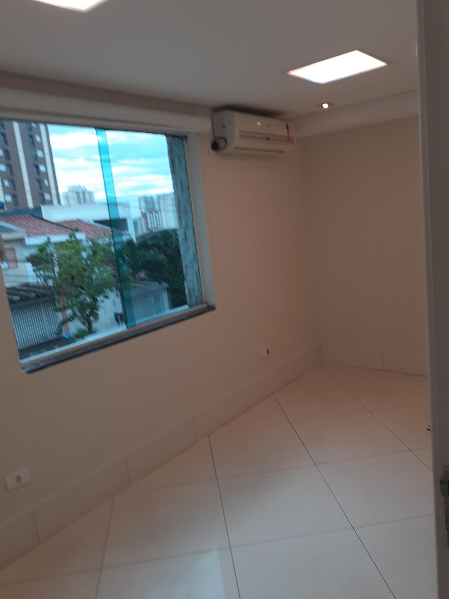 Loja-Salão para alugar, 140m² - Foto 11