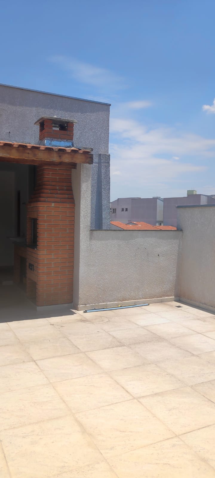 Apartamento para alugar com 2 quartos, 100m² - Foto 1