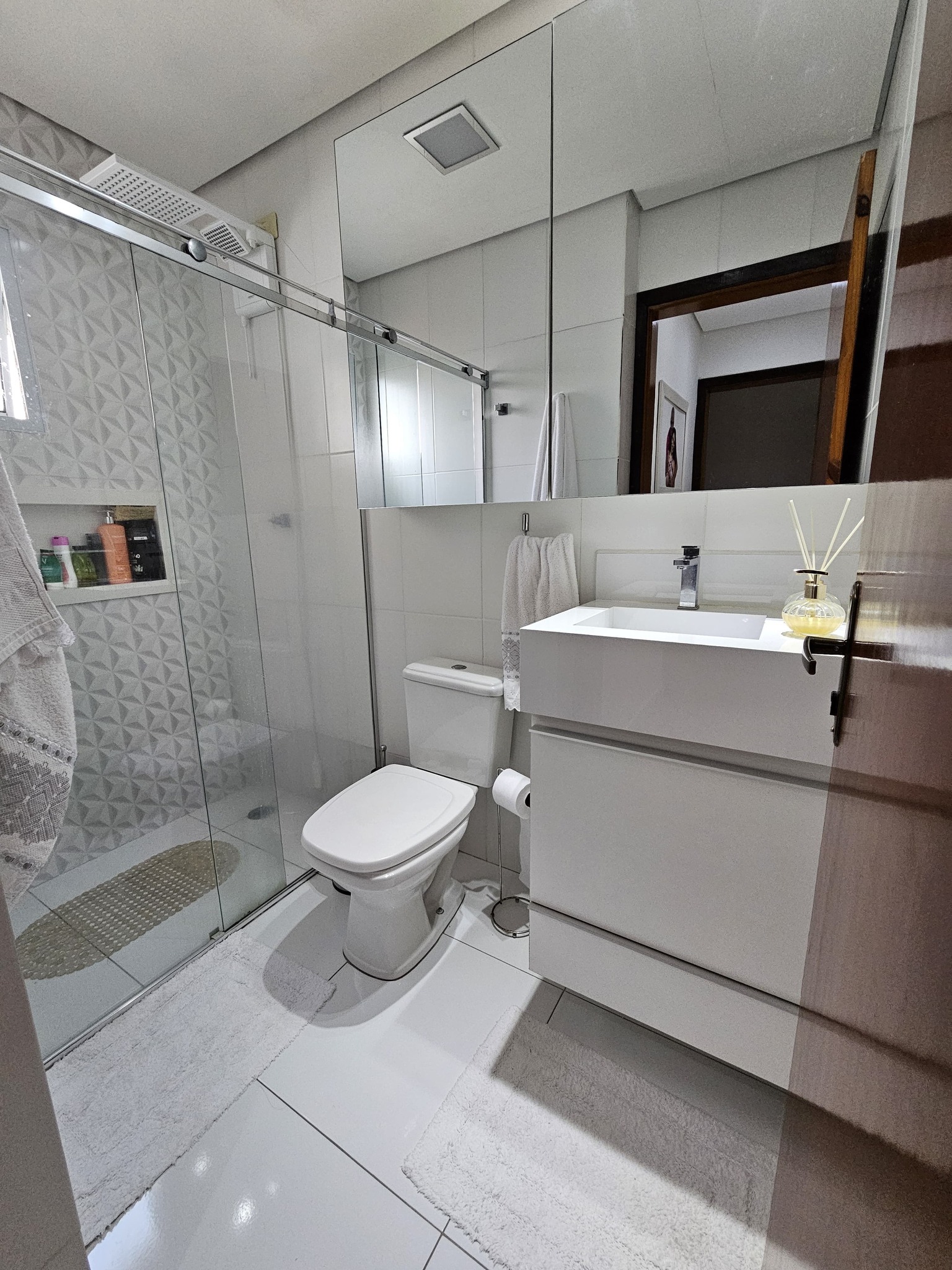 Apartamento à venda e aluguel com 3 quartos, 140m² - Foto 11