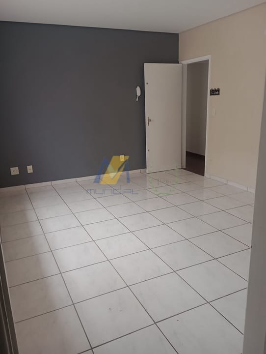 Apartamento para alugar com 2 quartos, 65m² - Foto 15