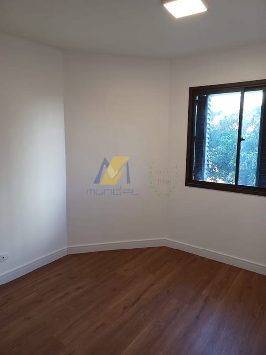 Apartamento para alugar com 4 quartos, 96m² - Foto 35