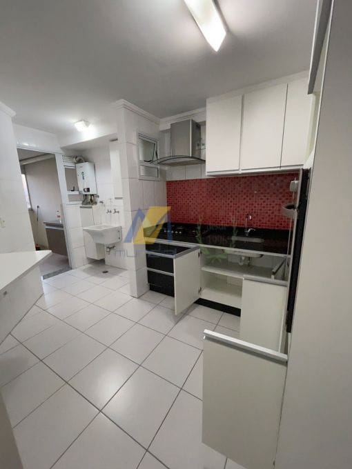 Apartamento à venda com 3 quartos, 72m² - Foto 18