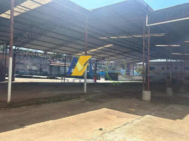 Depósito-Galpão-Armazém para alugar, 1714m² - Foto 9
