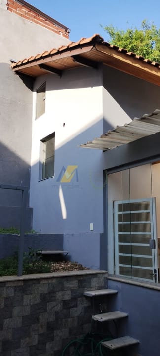 Casa à venda com 3 quartos, 210m² - Foto 6