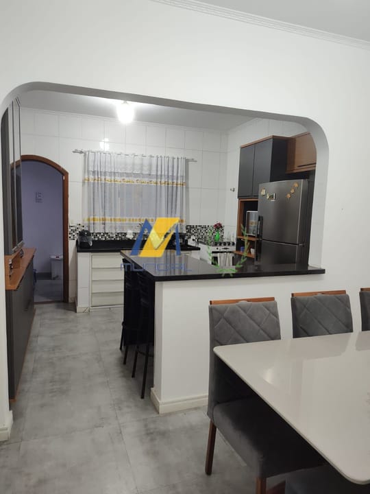 Casa à venda com 3 quartos, 202m² - Foto 39