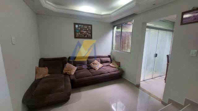 Casa à venda com 2 quartos, 65m² - Foto 5