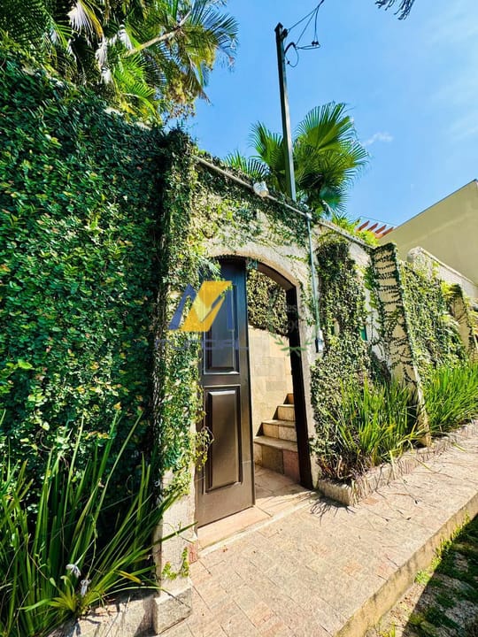 Casa à venda e aluguel com 6 quartos, 500m² - Foto 5