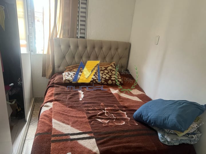 Casa à venda com 2 quartos, 50m² - Foto 5