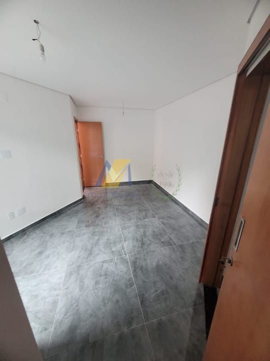 Casa à venda com 3 quartos, 110m² - Foto 8