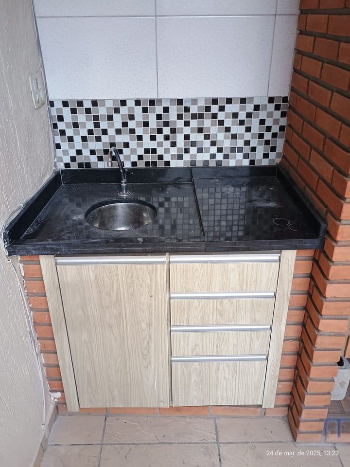 Casa para alugar com 1 quarto, 50m² - Foto 7