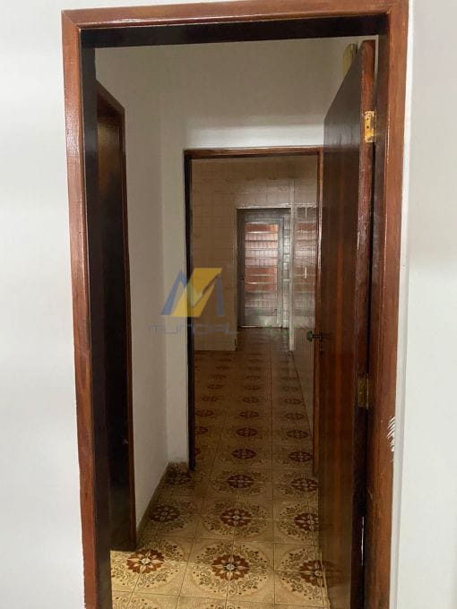 Casa à venda com 3 quartos, 230m² - Foto 14