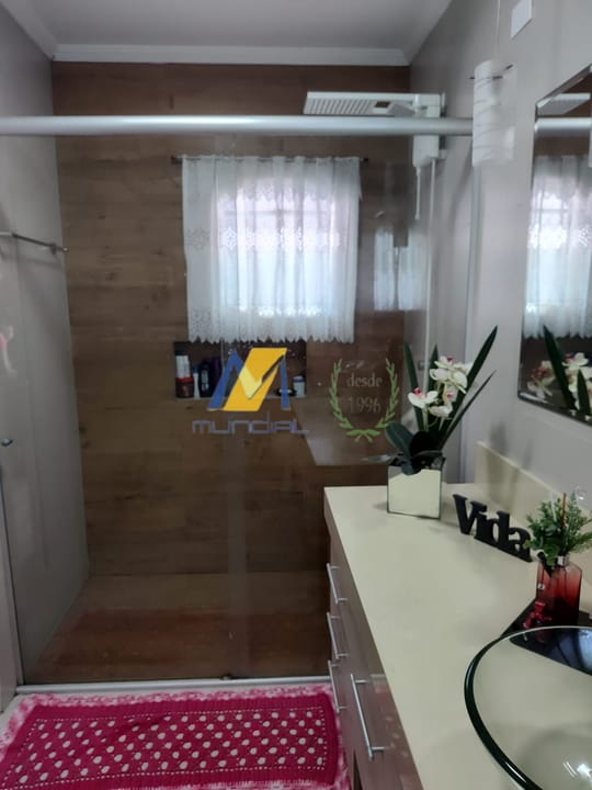 Casa à venda com 3 quartos, 202m² - Foto 10