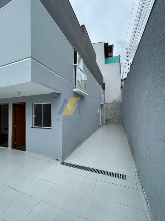 Casa à venda com 2 quartos, 80m² - Foto 13