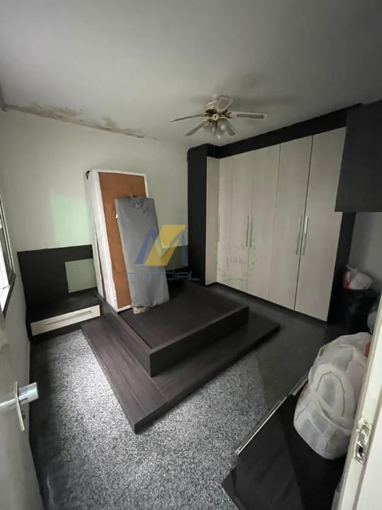 Casa à venda com 4 quartos, 300m² - Foto 7