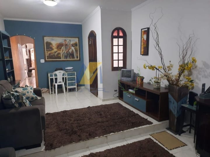 Casa à venda com 3 quartos, 250m² - Foto 11