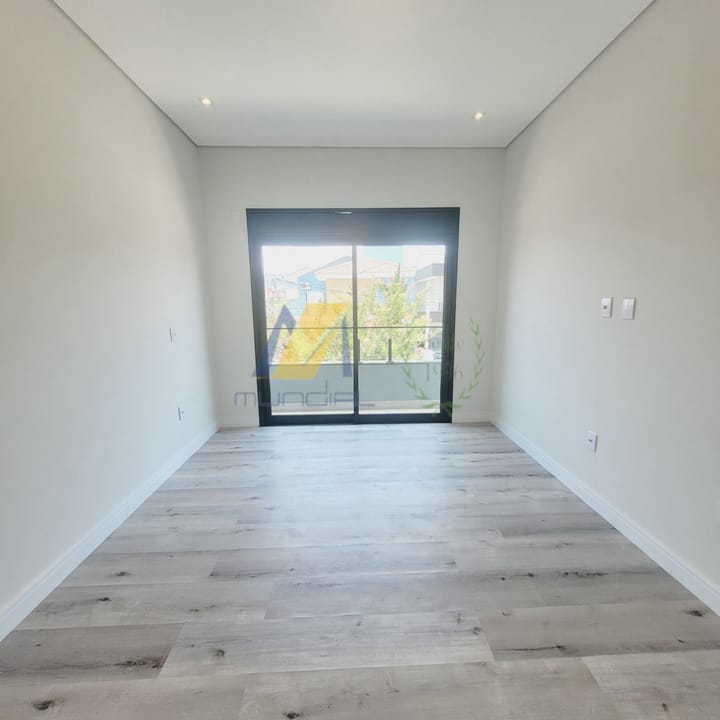 Casa à venda com 4 quartos, 234m² - Foto 15