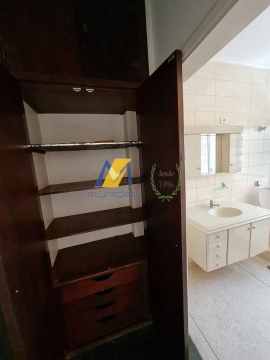 Apartamento para alugar com 3 quartos, 132m² - Foto 25