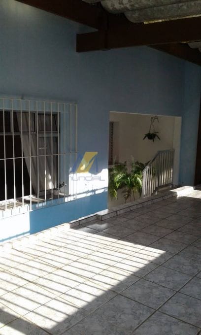 Casa à venda com 2 quartos, 115m² - Foto 11