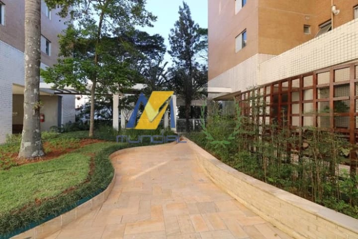 Apartamento para alugar com 3 quartos, 130m² - Foto 27