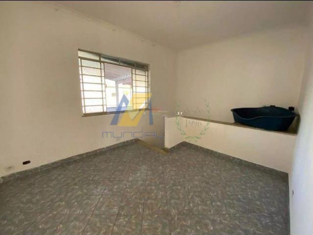 Casa à venda com 2 quartos, 312m² - Foto 18