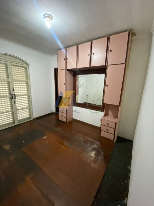 Casa à venda com 3 quartos, 230m² - Foto 6