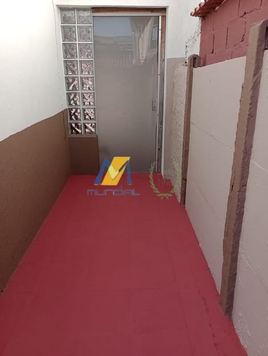 Casa à venda com 3 quartos, 175m² - Foto 4