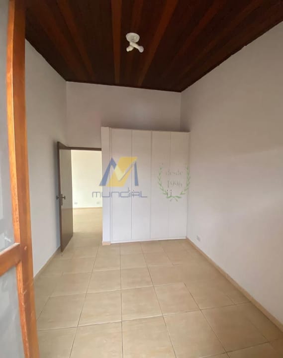 Casa à venda com 4 quartos, 217m² - Foto 18