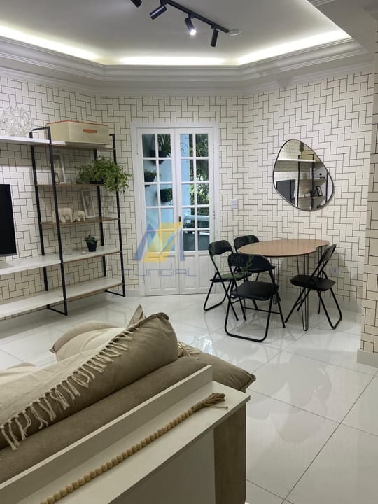 Casa à venda com 2 quartos, 100m² - Foto 10