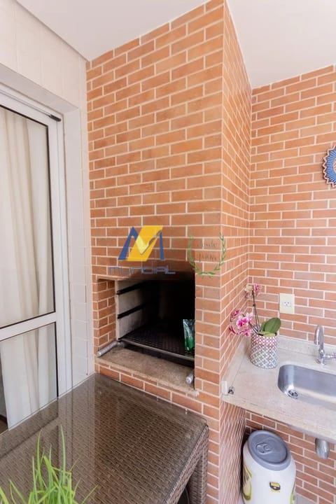 Apartamento para alugar com 3 quartos, 130m² - Foto 9