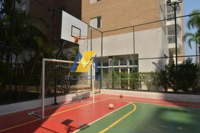 Apartamento para alugar com 3 quartos, 130m² - Foto 20