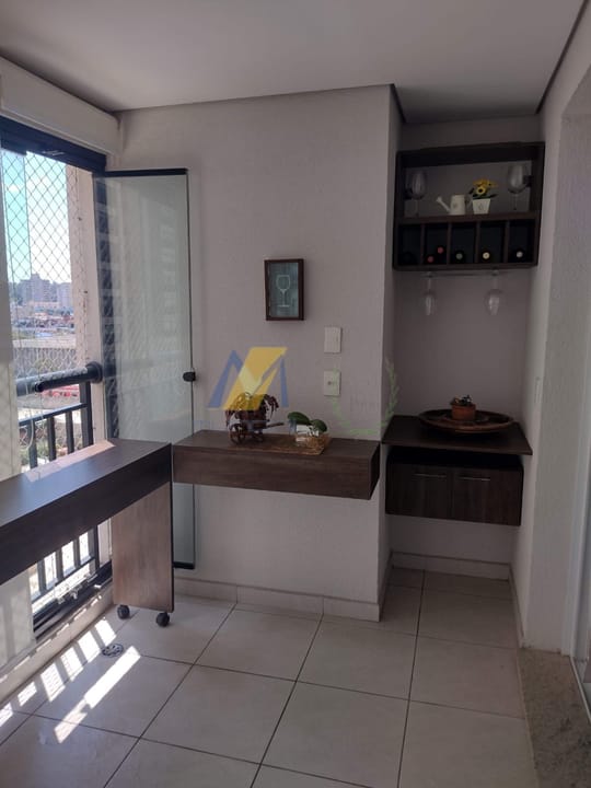 Apartamento à venda com 2 quartos, 70m² - Foto 14