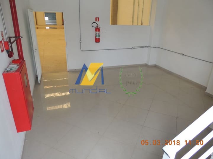 Depósito-Galpão-Armazém à venda, 1350m² - Foto 29