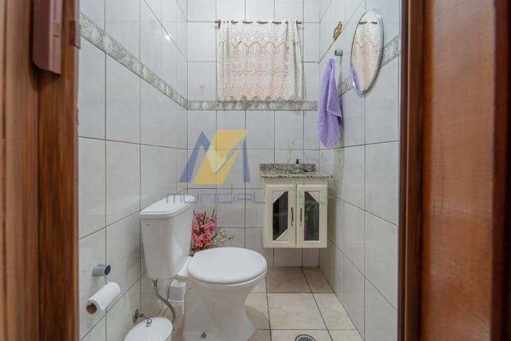 Casa à venda com 3 quartos, 193m² - Foto 26