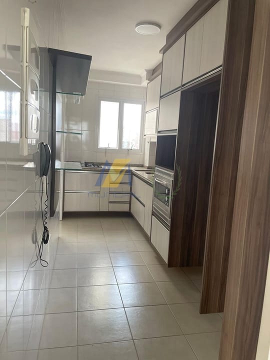 Apartamento à venda com 3 quartos, 111m² - Foto 6