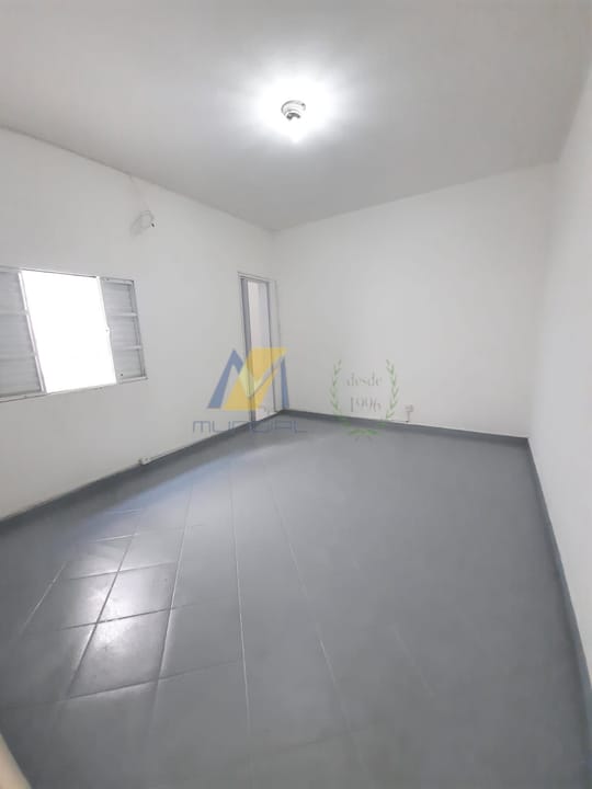 Casa para alugar com 3 quartos, 90m² - Foto 15