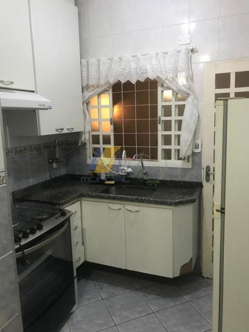 Casa à venda com 5 quartos, 150m² - Foto 11