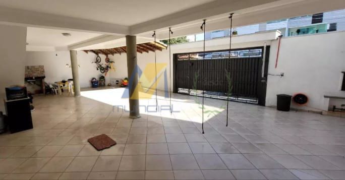 Casa à venda com 3 quartos, 130m² - Foto 5