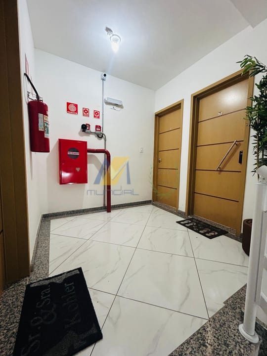 Apartamento à venda com 2 quartos, 96m² - Foto 8