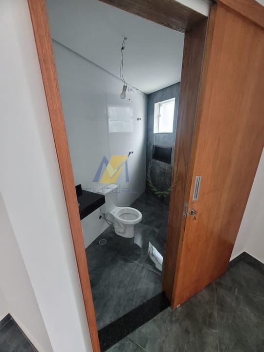 Casa à venda com 3 quartos, 110m² - Foto 11