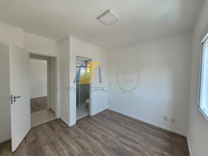 Apartamento para alugar com 3 quartos, 76m² - Foto 13