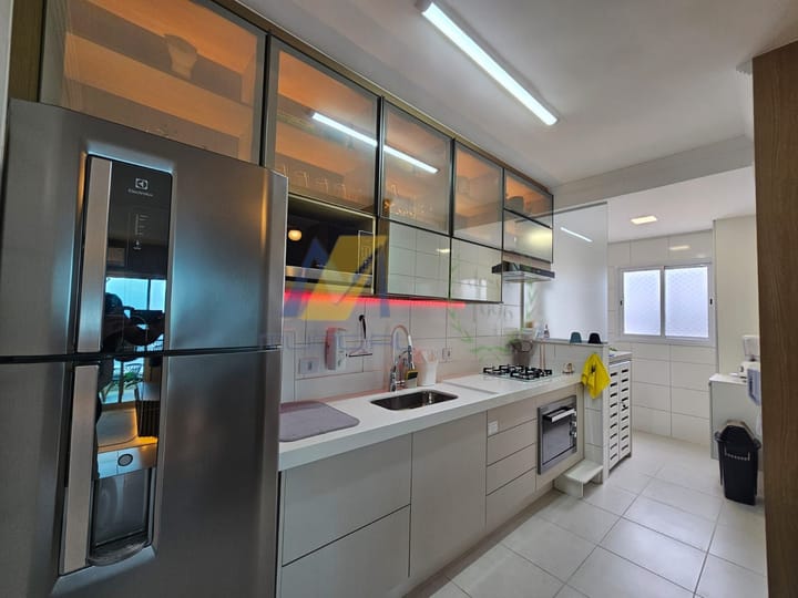 Apartamento à venda com 2 quartos, 77m² - Foto 30