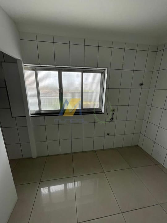 Casa à venda com 4 quartos, 300m² - Foto 20