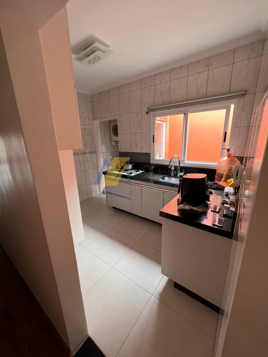 Apartamento à venda com 3 quartos, 97m² - Foto 9